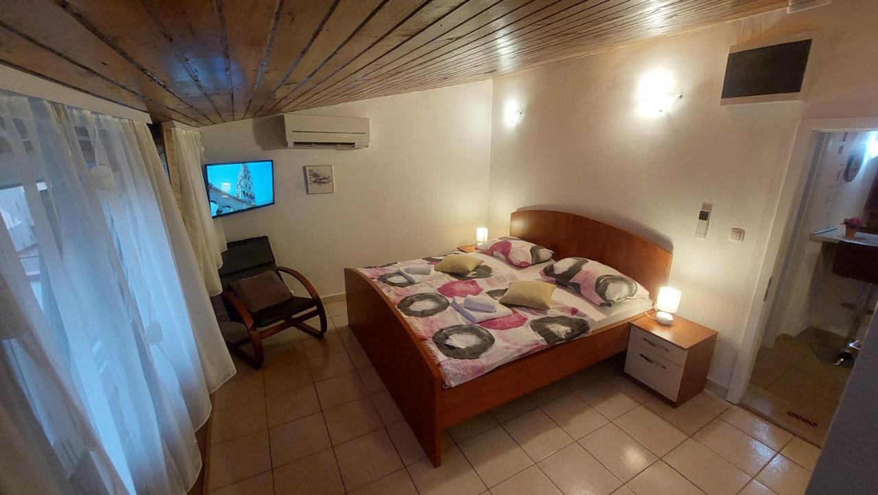 Apartmán 3M Peristil Split Exteriér fotografie